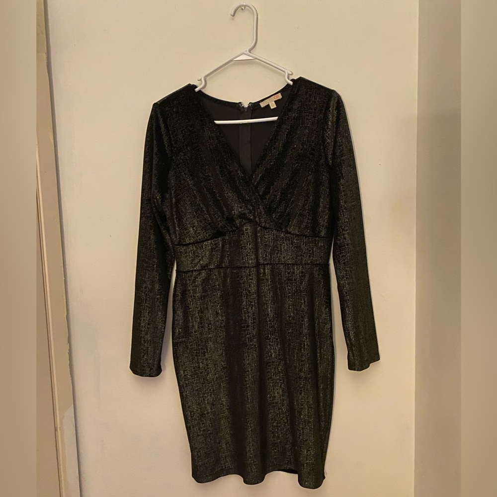 Size XL Black Metallic Stretchy Long Sleeve Cocktail Dress
